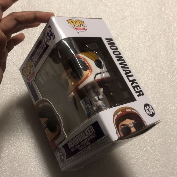 Fortnite moonwalker& love Ranger -2 -Marvel Funko - Picture 12 of 13